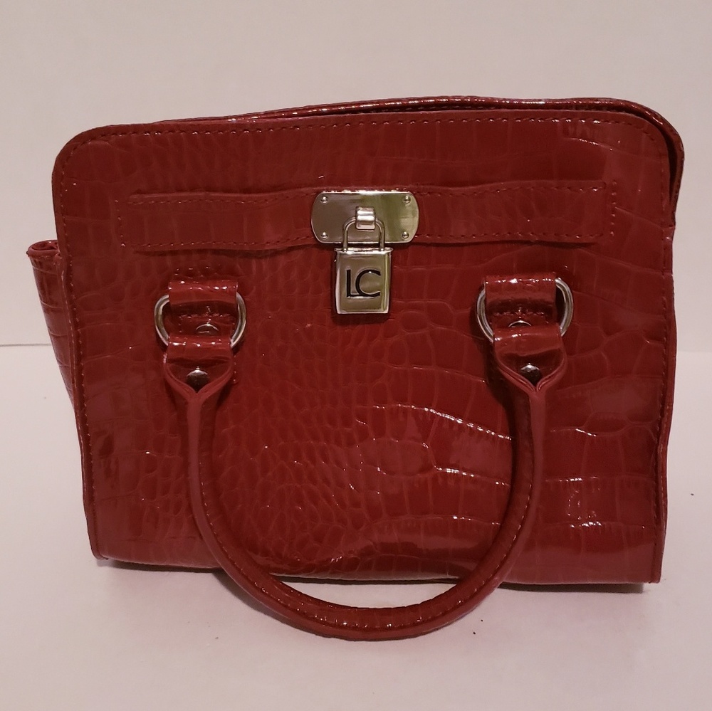 💙3/$25💙"Liz Claiborne" Brick red purse